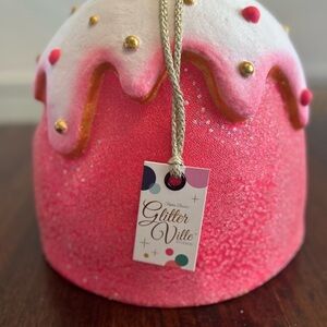 Glitterville Studios Hot Pink Gum Drop Display